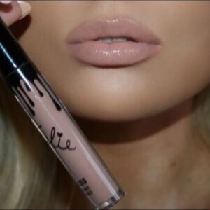 Shkelqyes per buze Kylie Lip Gloss dyqan taxi