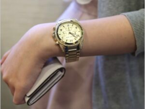 ore michael kors per femra ne dyqan taxi shitje online