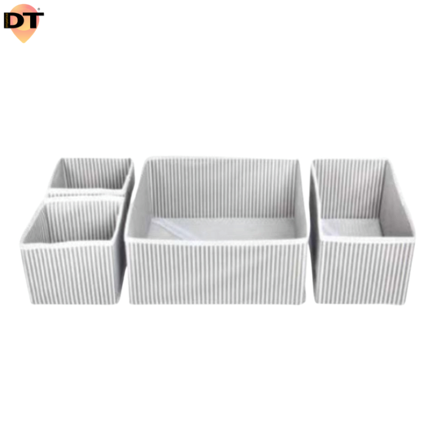 ORGANIZUES ME 4 PJESE